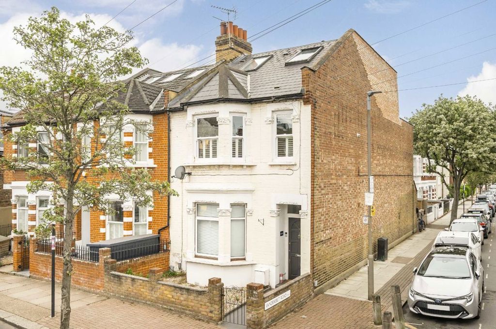 Property photo 1 of 7