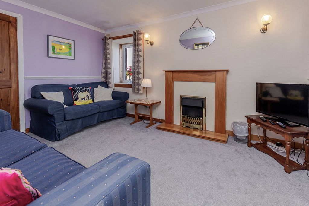 Property photo 3 of 24