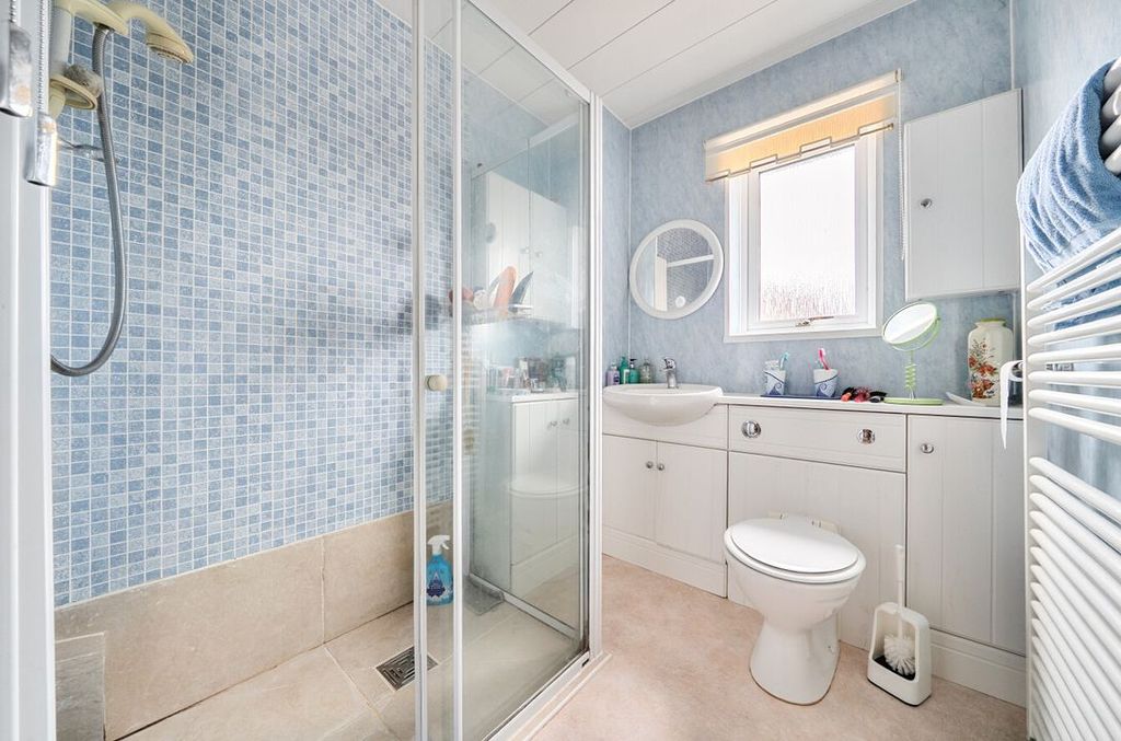 Property photo 3 of 11 149932746A68722d29d8B