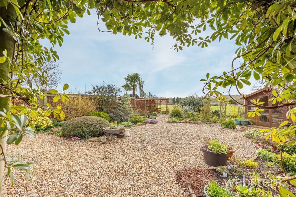 Property photo 3 of 21