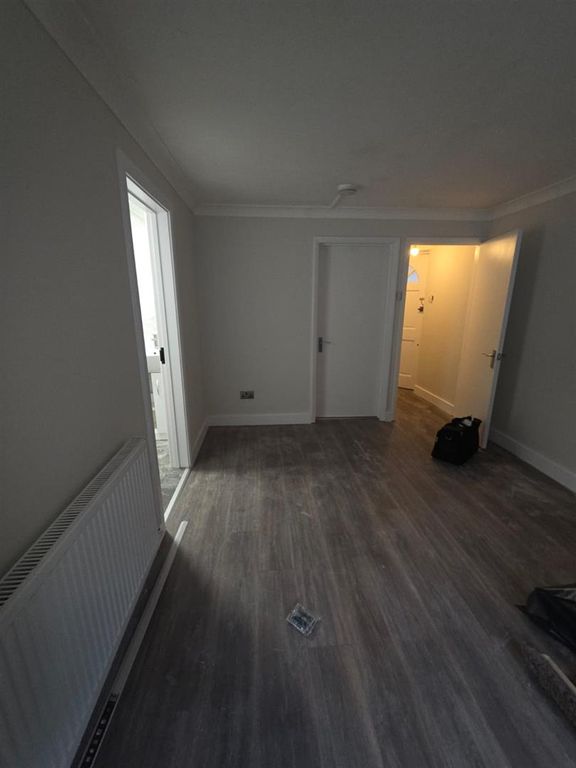 Property photo 2 of 6 Whatsapp Image 2025-12-31 At 18.33.19 (3).Jpeg