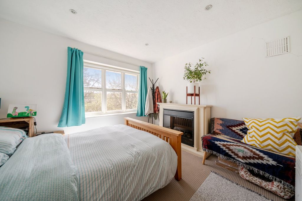 Property photo 3 of 8 Picture No. 05