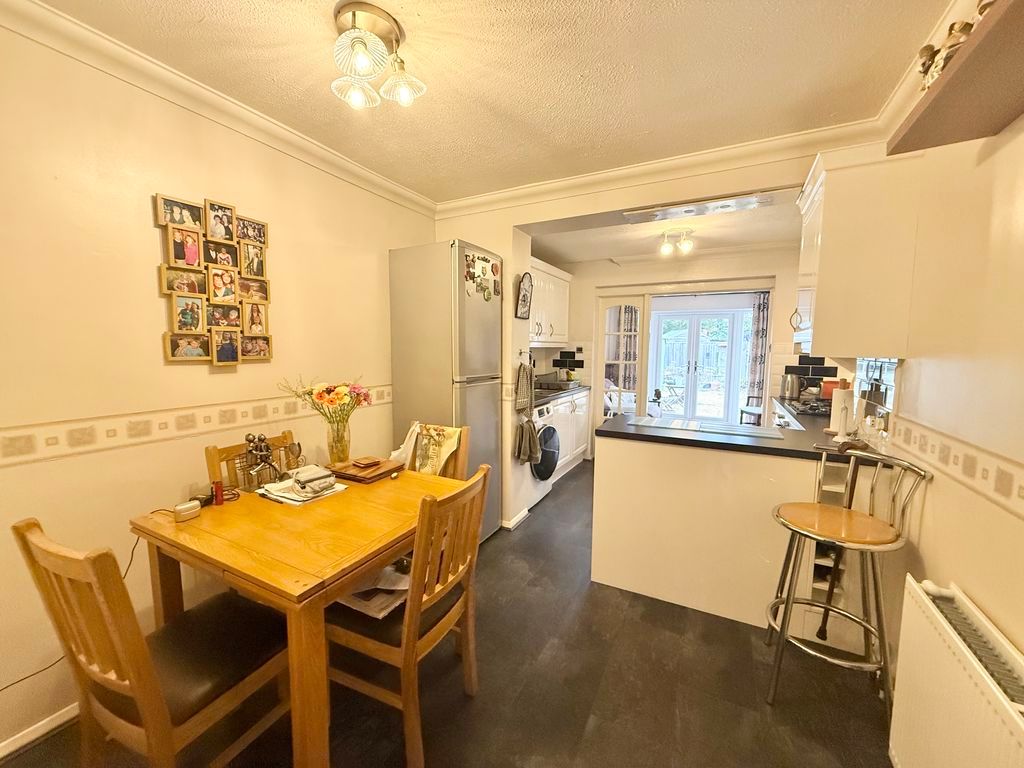 Property photo 2 of 13 Kitchen Diner