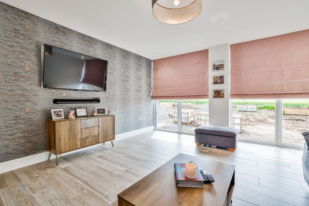 Property photo 3 of 38