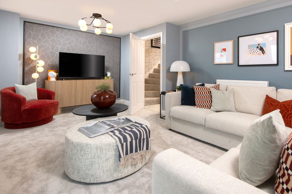 Property photo 3 of 9 Goldcrest Lounge