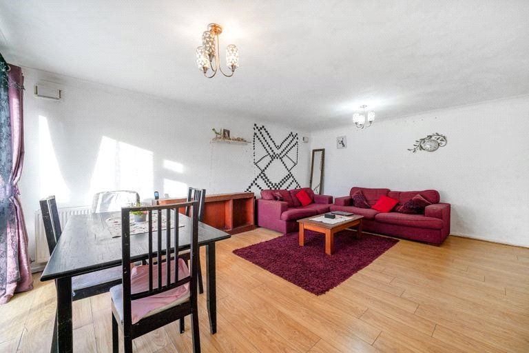 Property photo 2 of 14 Picture No. 06