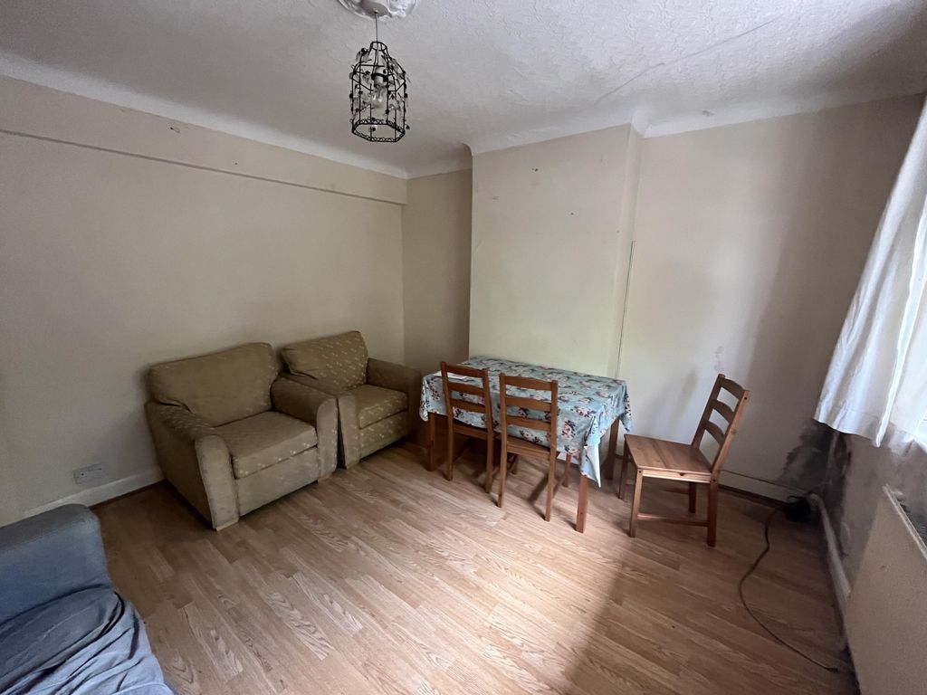 Property photo 3 of 11 Img_0614.Jpg
