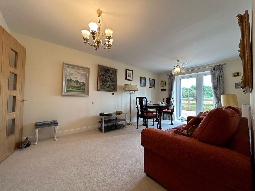 Property photo 3 of 13