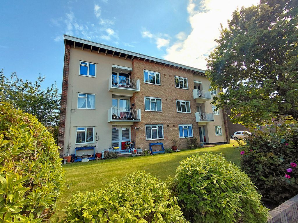 Property photo 1 of 16