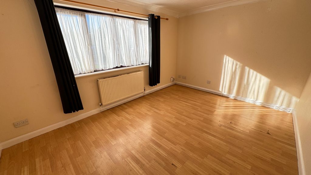 Property photo 3 of 8 Living Room