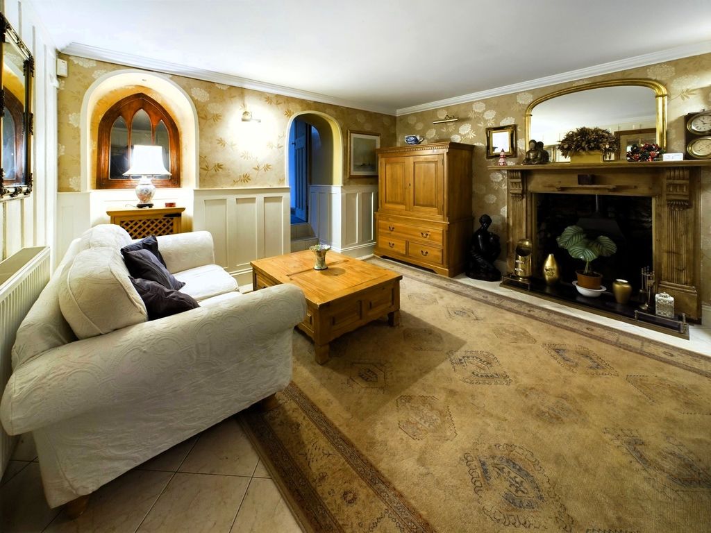 Property photo 2 of 69