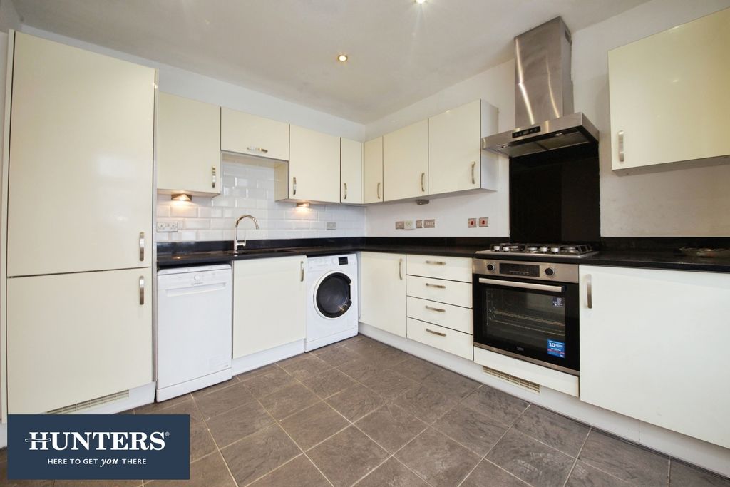 Property photo 1 of 11 Pbox-Img.Jpg