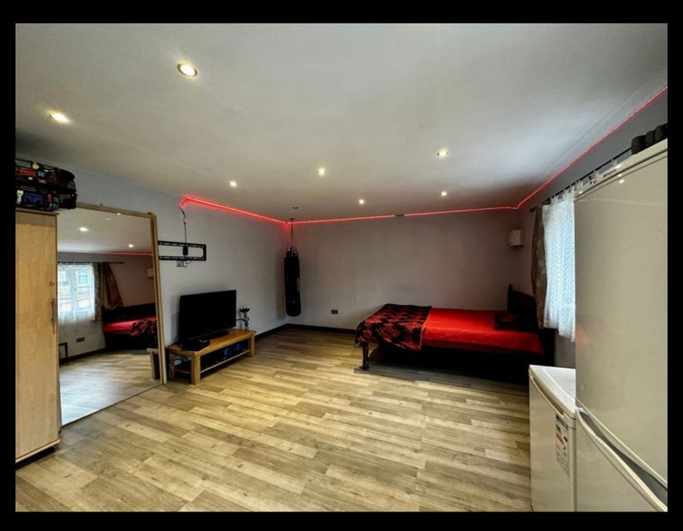 Property photo 2 of 4