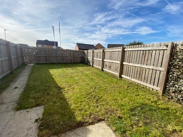 Property photo 2 of 11 Garden