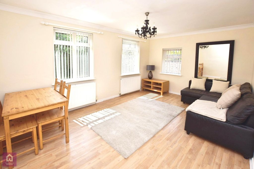 Property photo 1 of 10 Picture No. 20