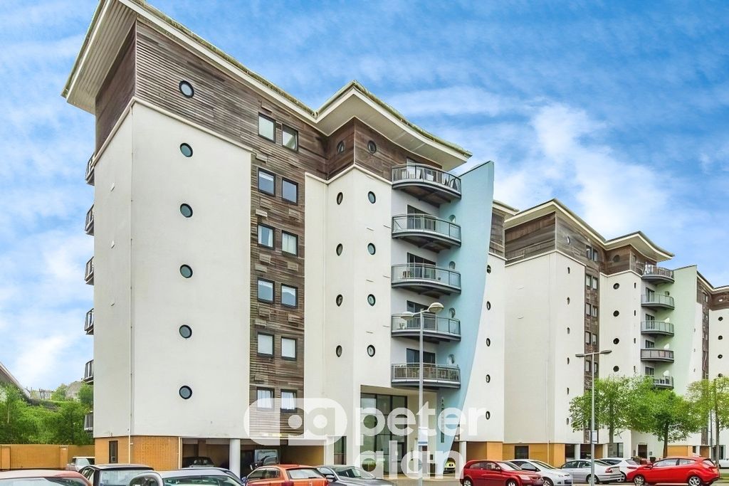 Property photo 1 of 12 Exterior