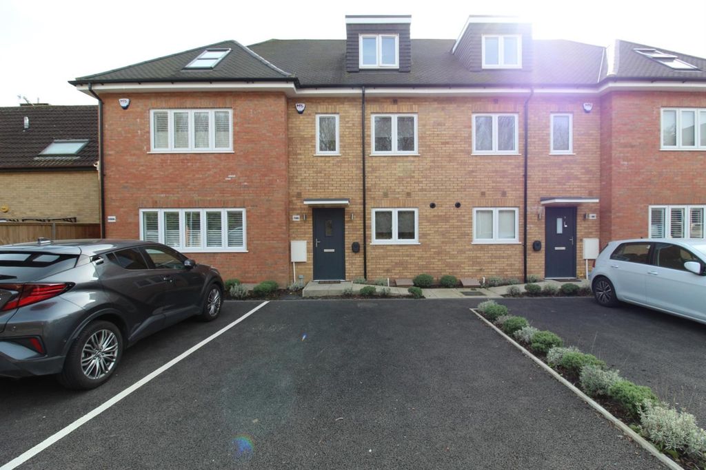 Property photo 1 of 21