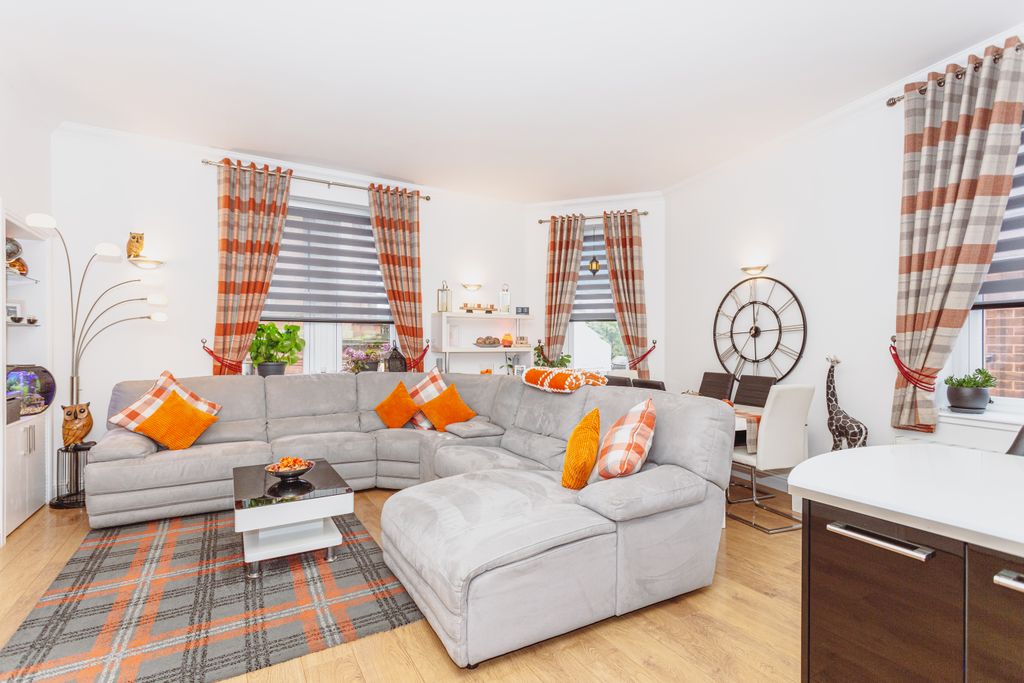 Additional image 5 of 3 bed flat for saleIrish Street, Dumfries DG1