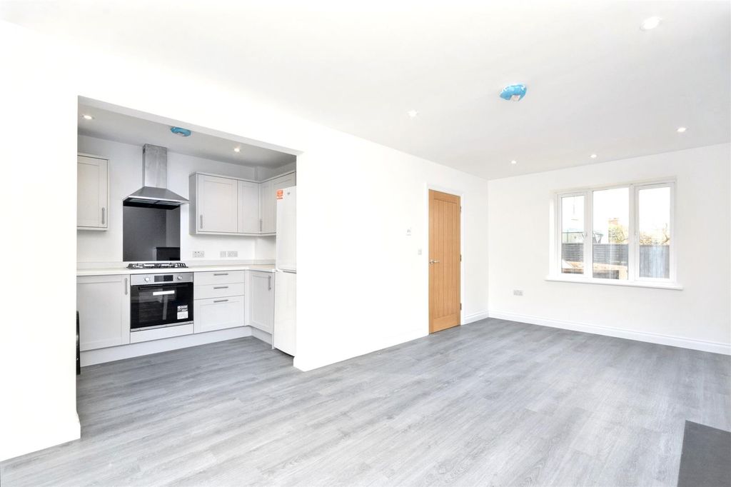 Property photo 2 of 13 12 (42).Jpg