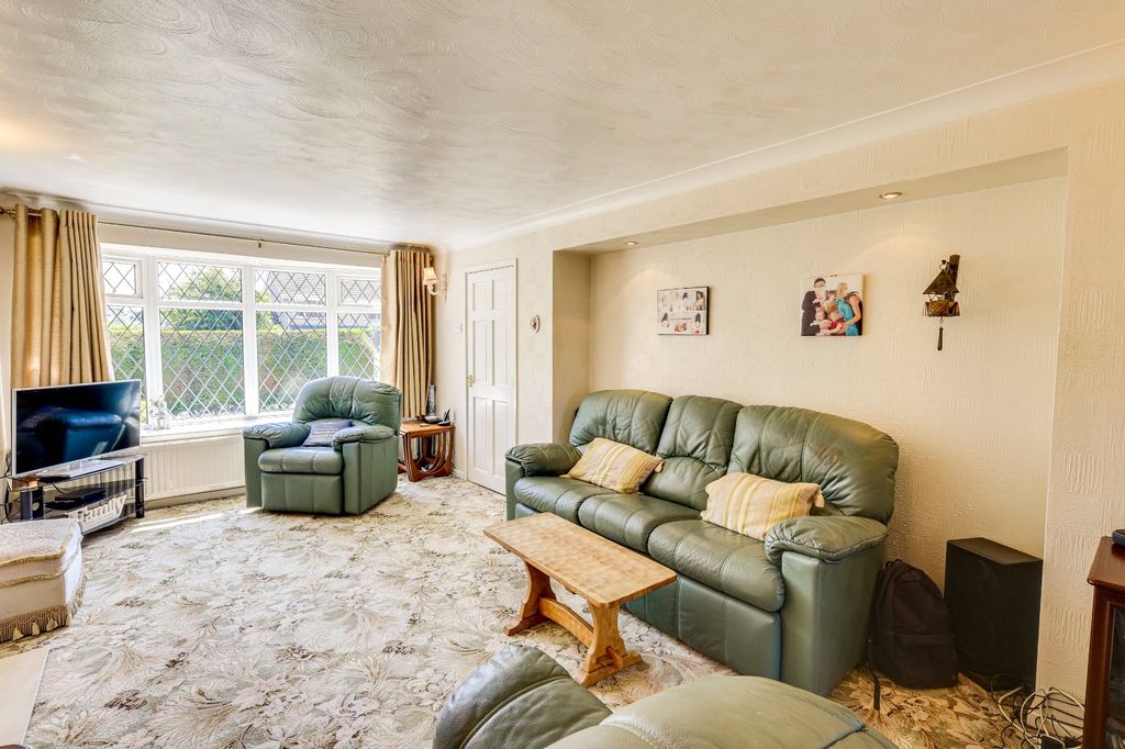 Property photo 3 of 28 Picture No. 36