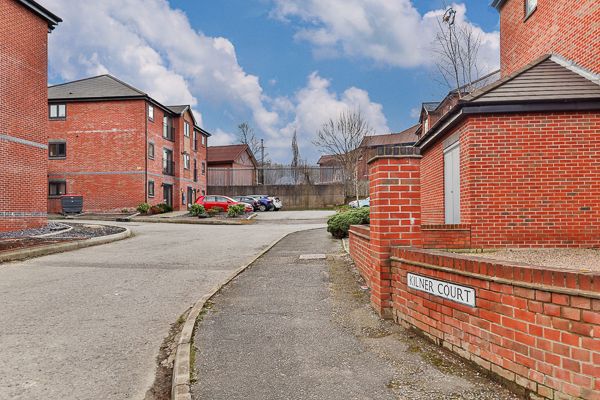 Property photo 2 of 11