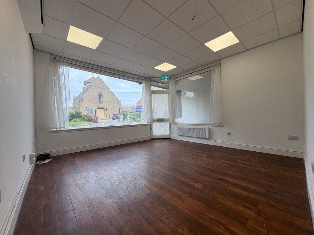 Property photo 1 of 8 Image00010.Jpg