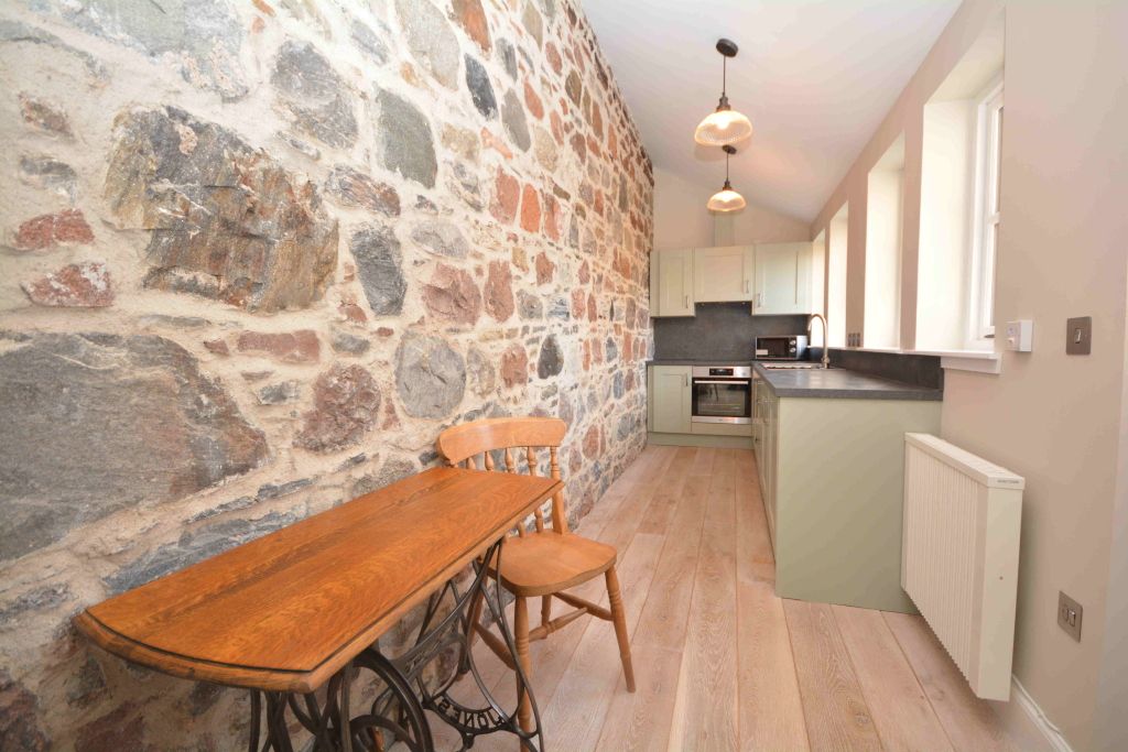 Property photo 2 of 10 Photo