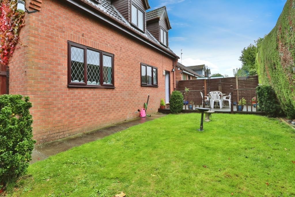 Property photo 3 of 19 3617827