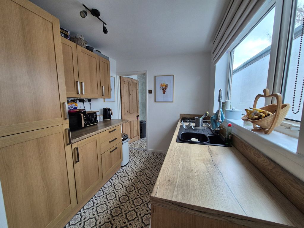 Property photo 3 of 7