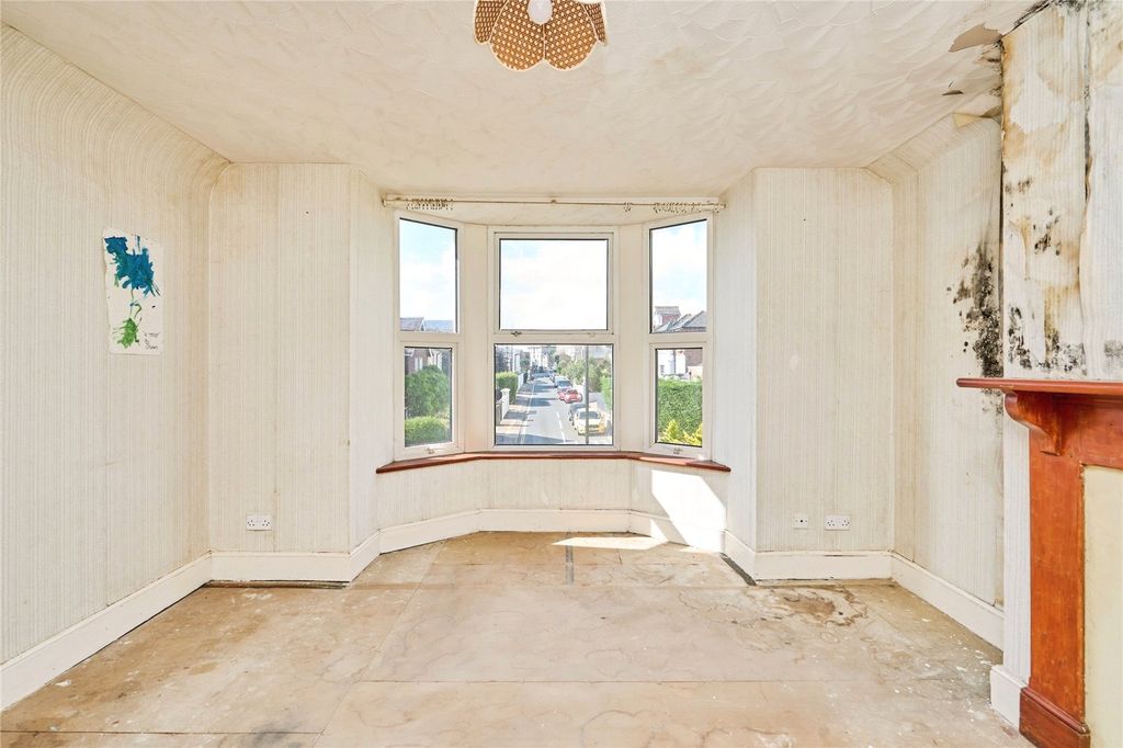 Property photo 3 of 12 Picture No. 09