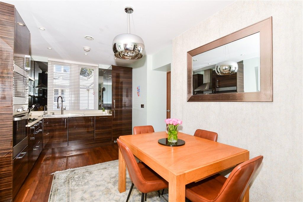 Property photo 2 of 10 Kitchen/Diner