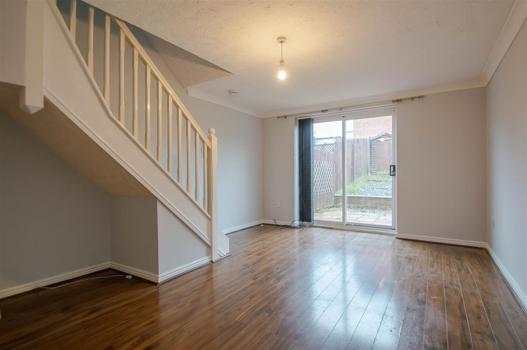 Property photo 2 of 7 Dsc_1944.Jpg