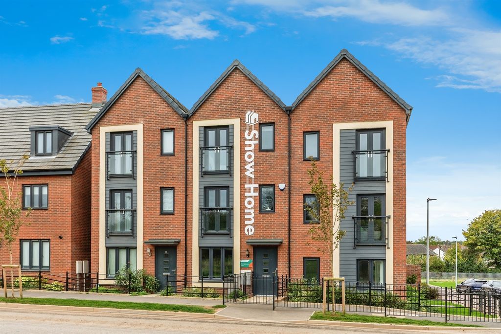 Property photo 1 of 16