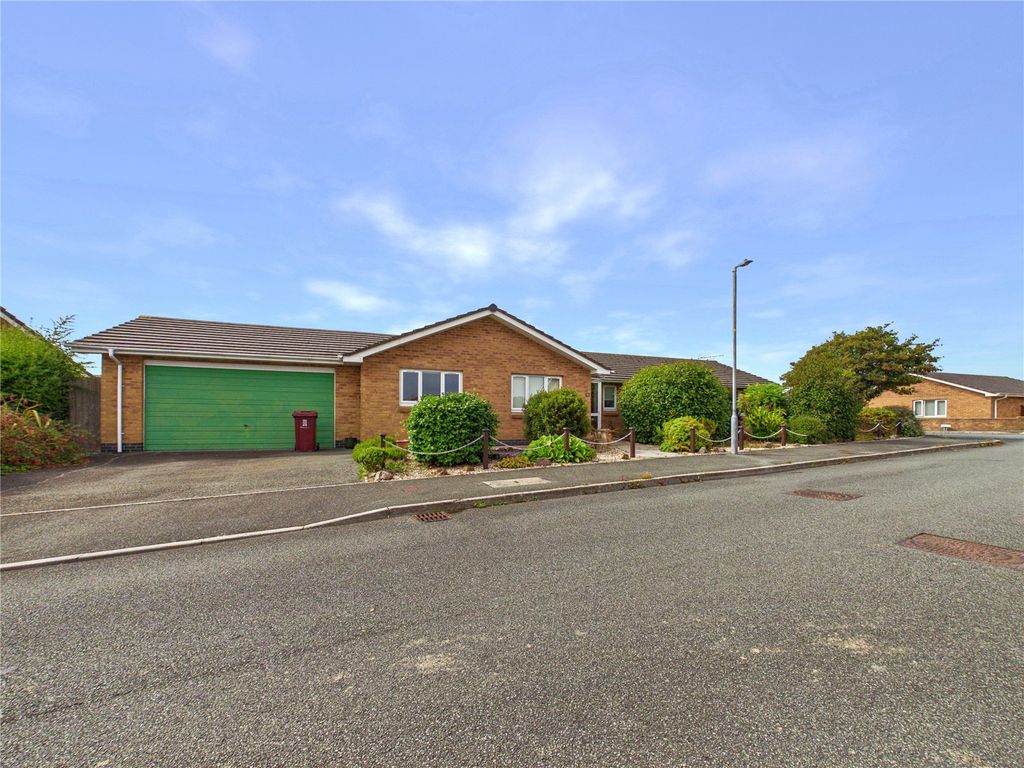 Property photo 1 of 28 Picture No. 38