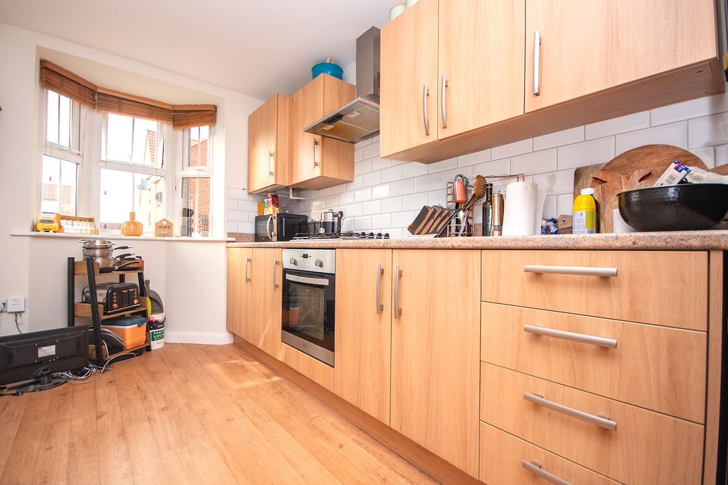 Property photo 3 of 9