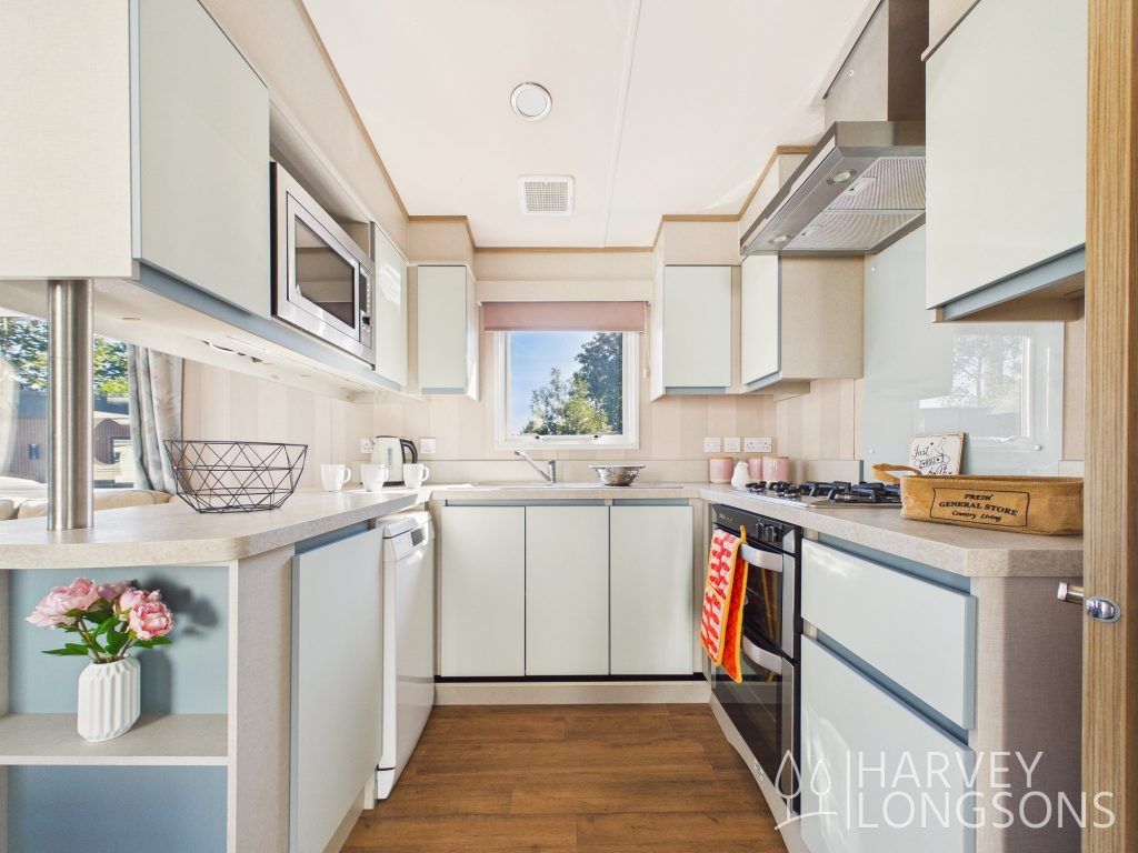 Property photo 2 of 17 Abi Summerhouse Kitchen
