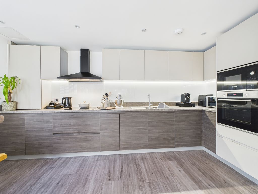 Property photo 3 of 14 Photo 11