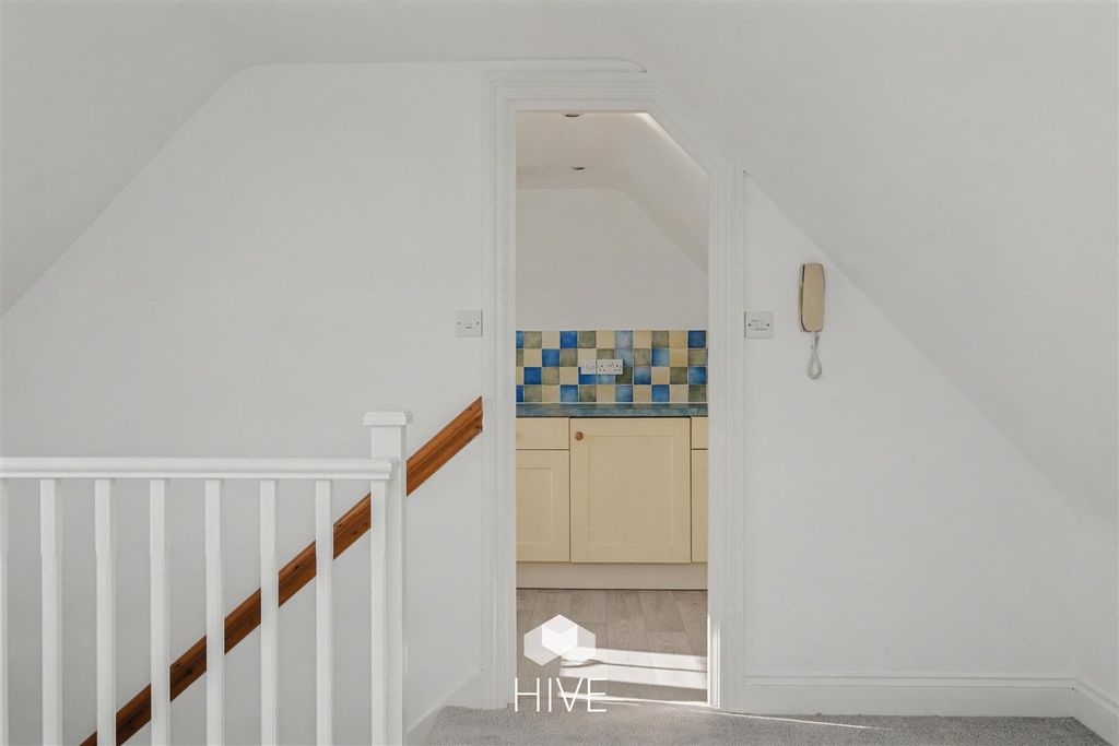 Additional image 11 of 1 bed flat for saleSouthampton Road, Ringwood BH24