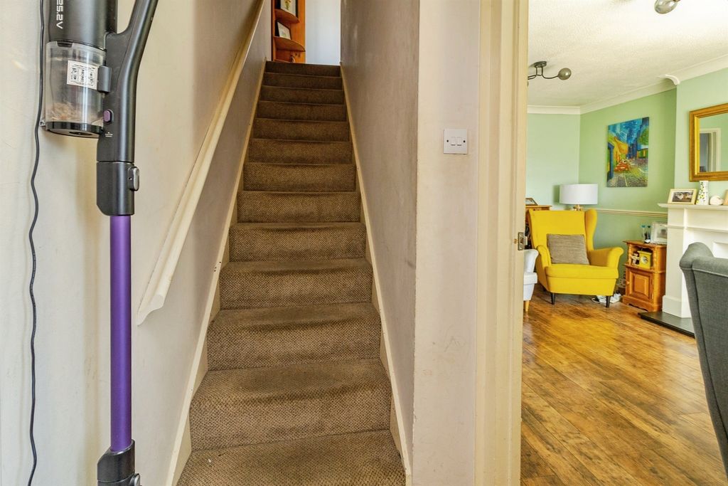 Property photo 3 of 16