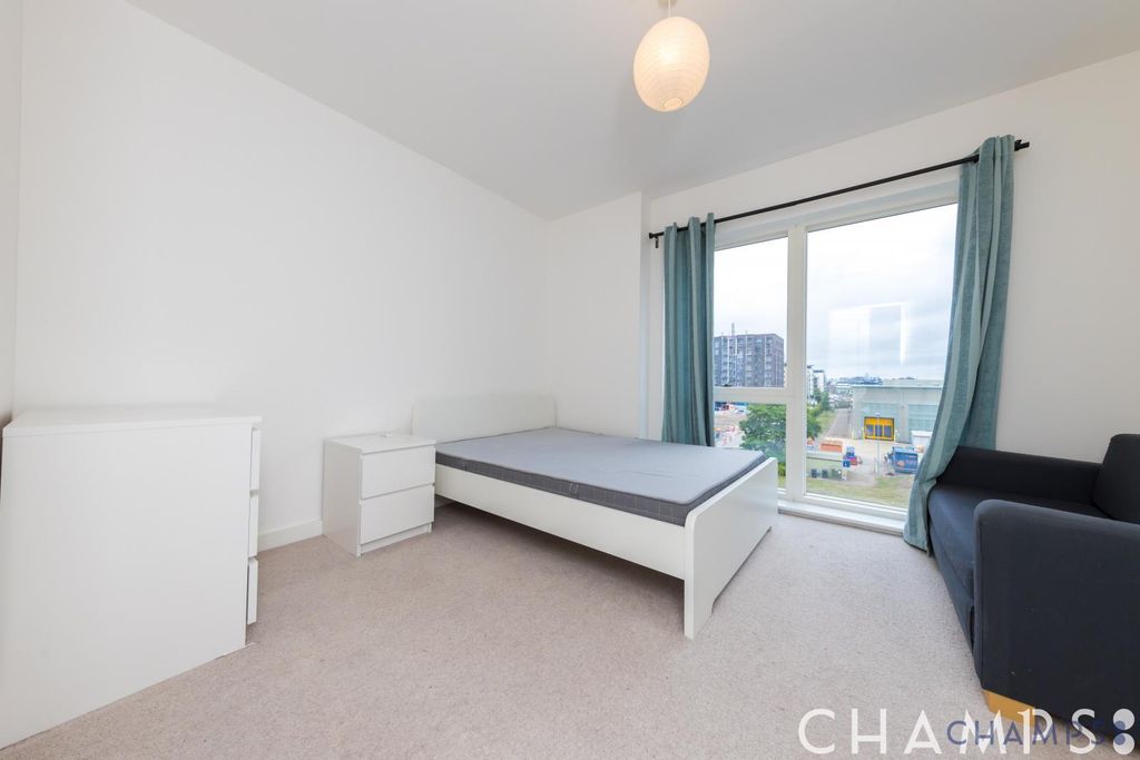 Property photo 2 of 14 Gallery