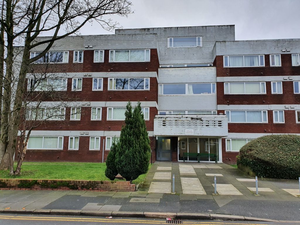 Property photo 1 of 8