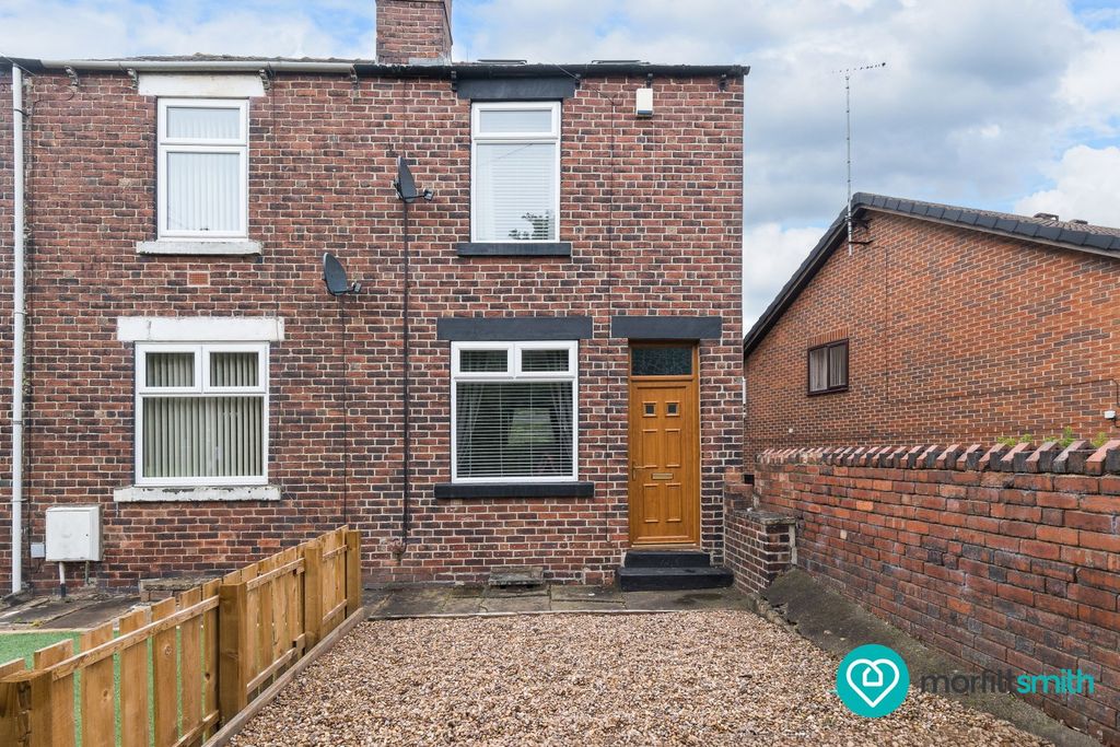 Property photo 2 of 23