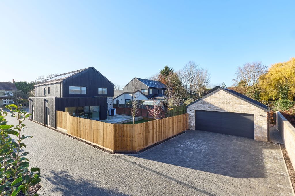 Property photo 1 of 36 78Newroadhaslingfield52Low