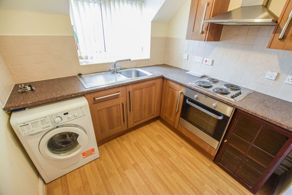 Property photo 1 of 7 Picture No. 10