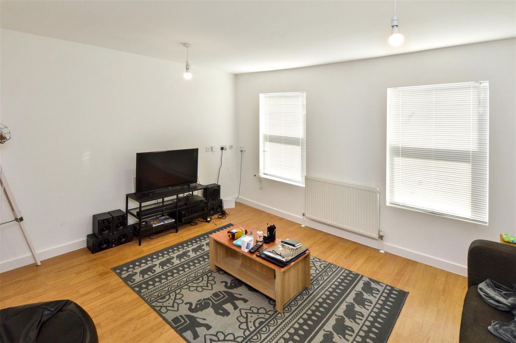 Property photo 2 of 6 Dsc_0208.Jpg