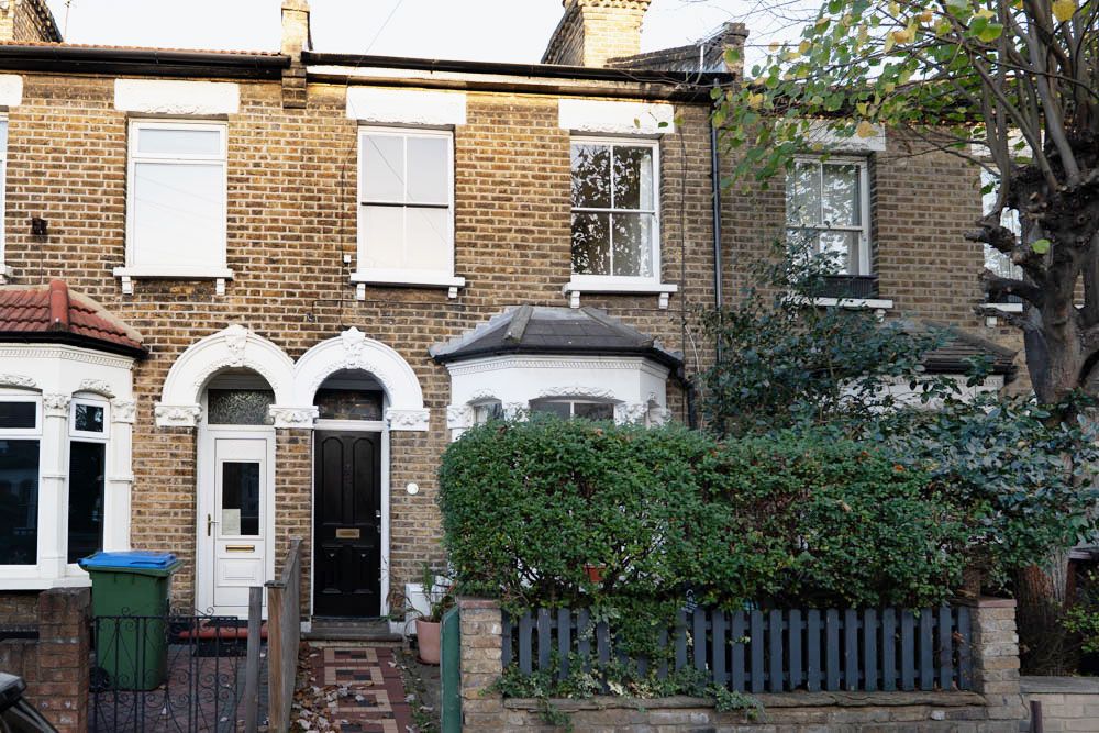 Property photo 1 of 18