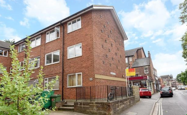 Property photo 1 of 8