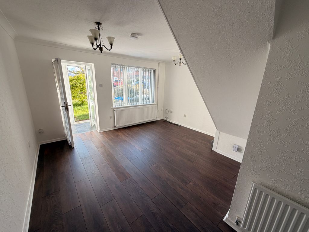 Property photo 3 of 11 Image