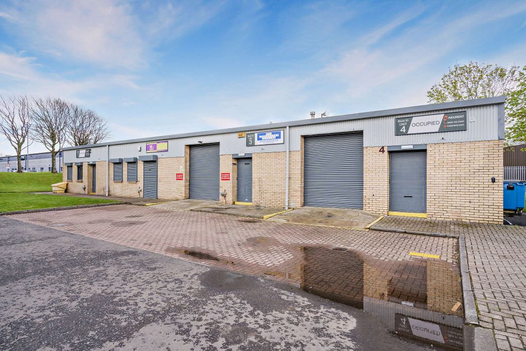 Property photo 2 of 5