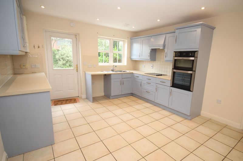 Property photo 2 of 15 Kitchen